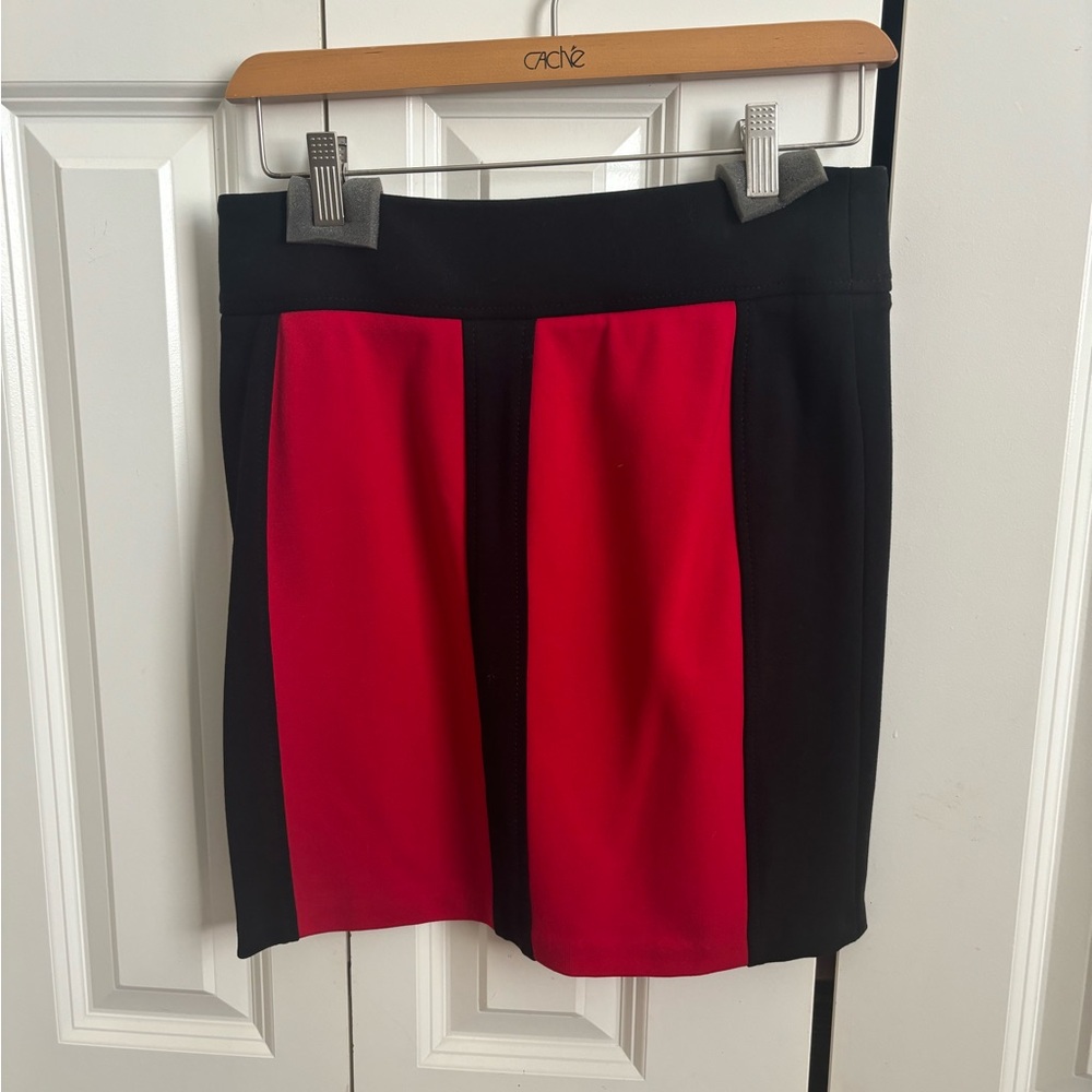A red and black cache skirt